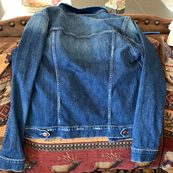 Joe Jean Distressed Jean Jacket Denim Dark Blue Brass Button Sz M - Picture 9 of 11